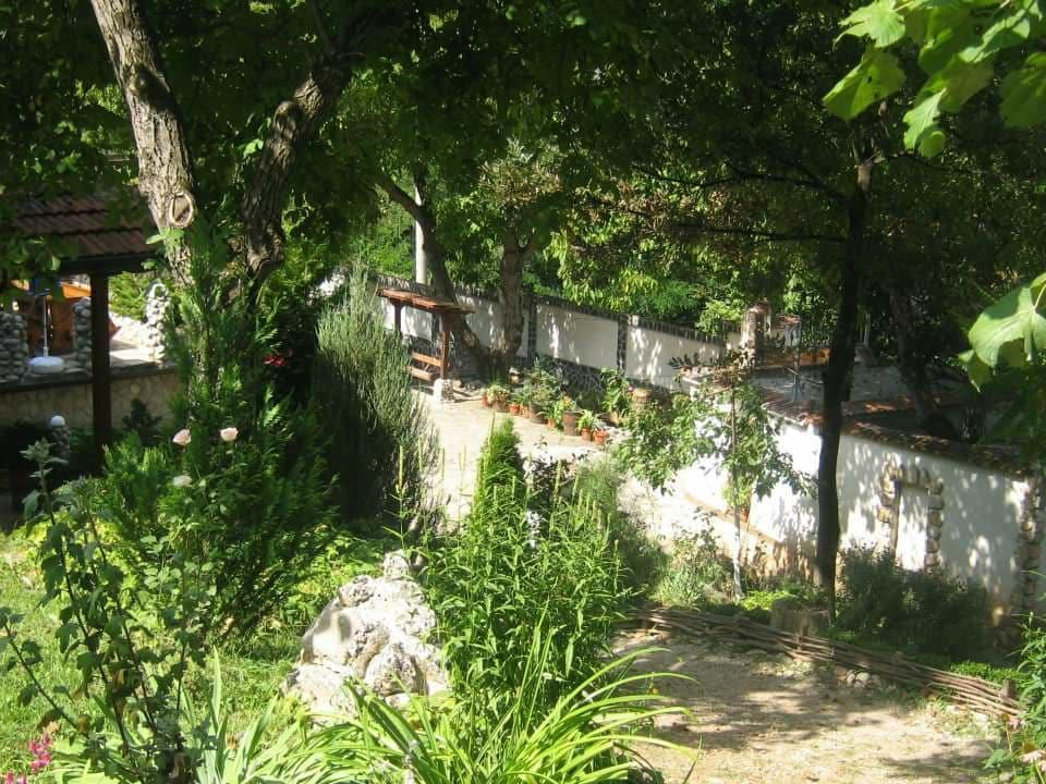 Balkanski Chanove Ботевград Екстериор снимка
